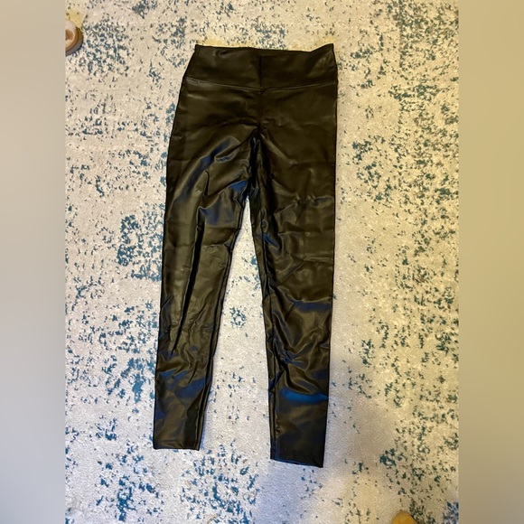 American Eagle black pleather tights. Size MEDIUM. - Picture 1 of 1